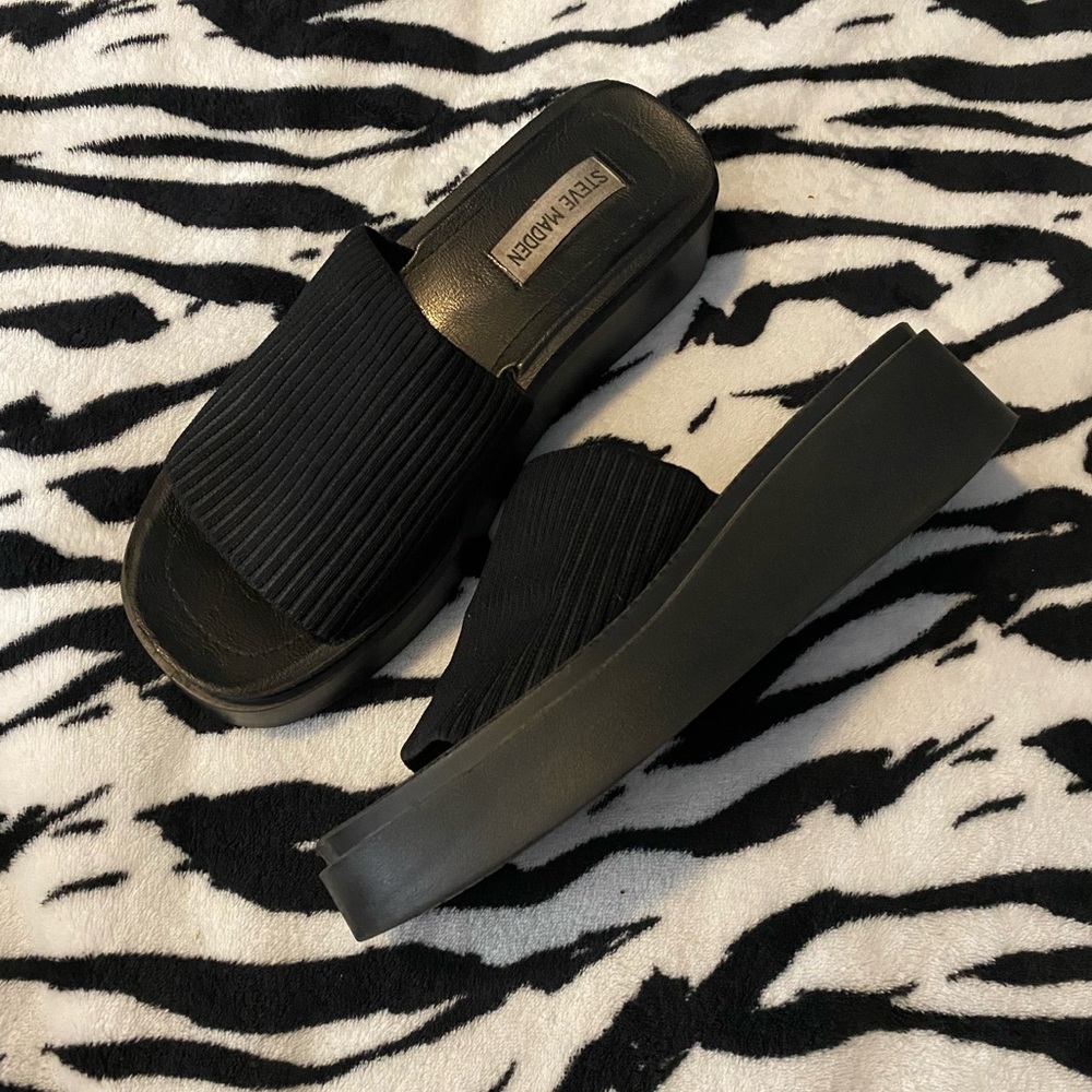 Steve Madden Platform Sandals